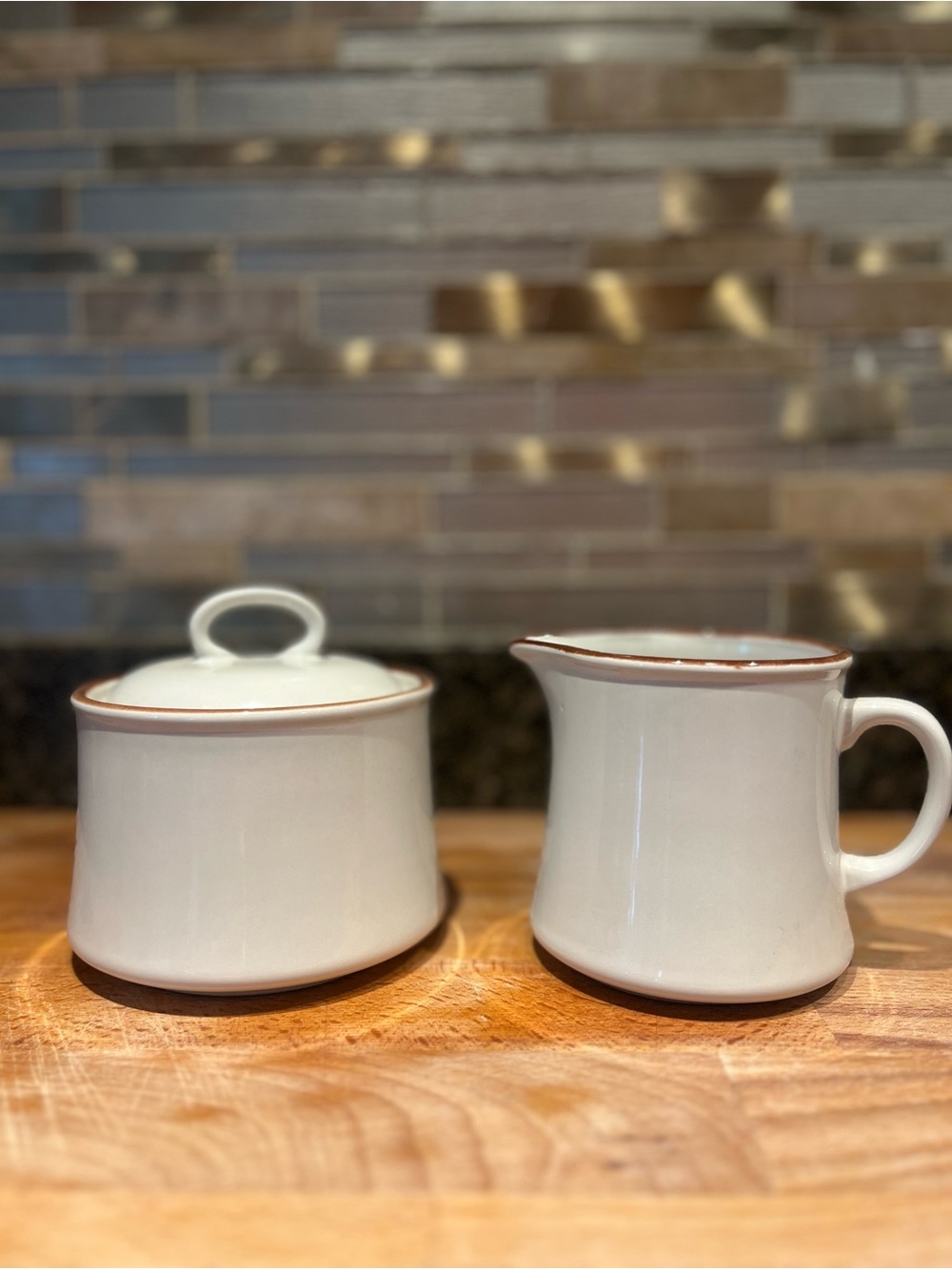 Spring Flower KANNEY Floral Sugar Bowl w/lid & Creamer S-1443 Japan Stoneware
